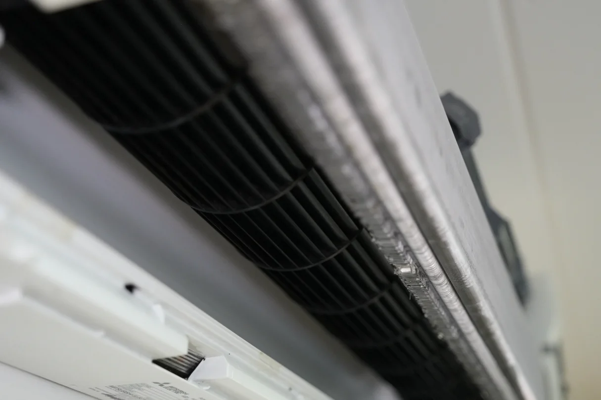 Ilmalämpöpumppu huoltopesun jälkeen – AaltoAir, Vierumäki